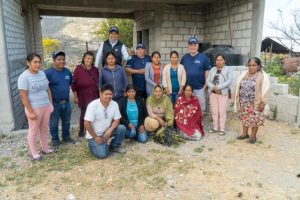 A group of our artisanos that make baskets for the organization.